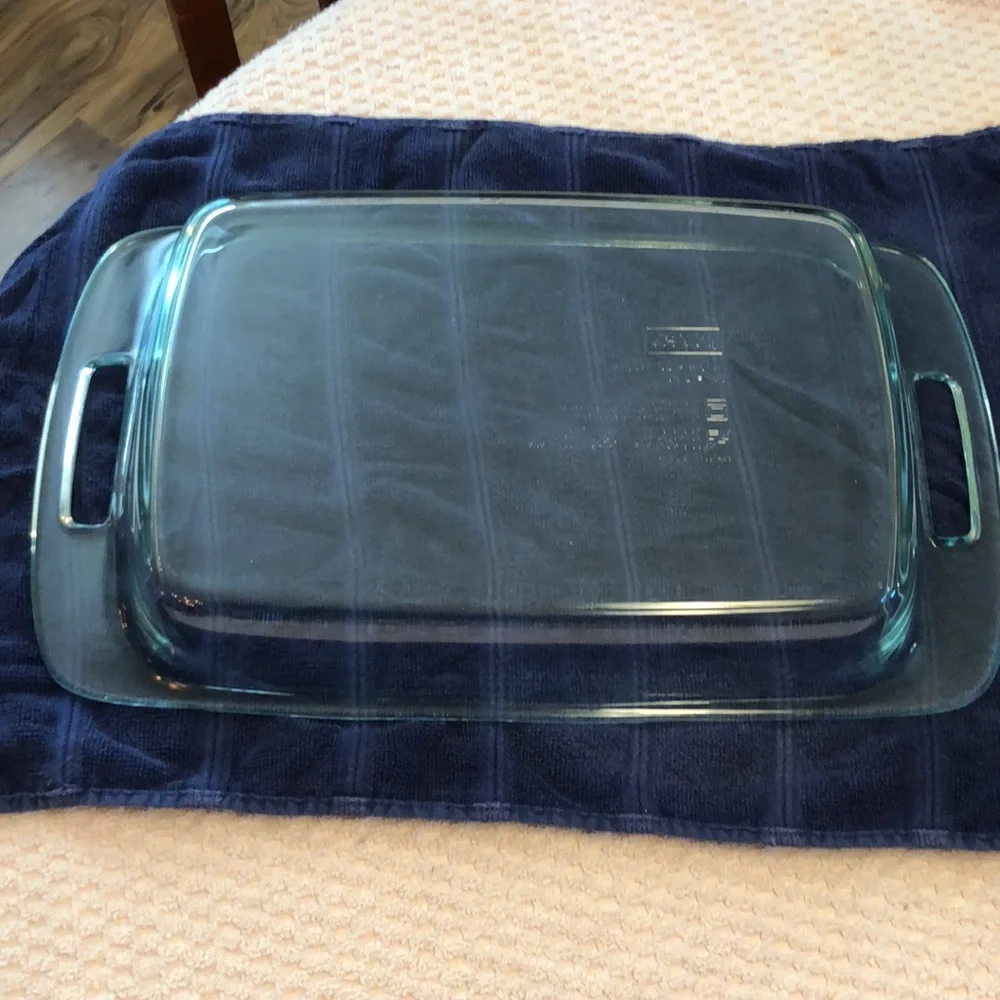 PYREX C233 9